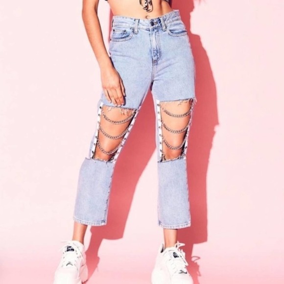 Carmar Galexia Hermia Straight Leg Jeans Cut Out Chain Knee Light Wash Size 27 - Picture 2 of 14